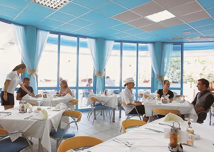 Sineva Park Hotel Święty Włas