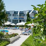 Sineva Park Hotel
