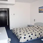 Sineva Park Hotel