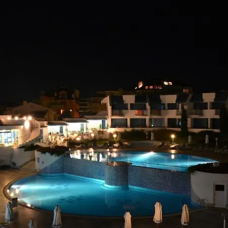 Sineva Park 4*