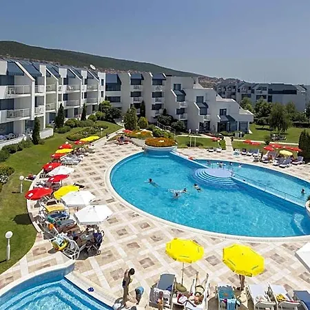 Хотел Sineva Park