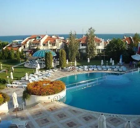 Хотел Sineva Park 4*
